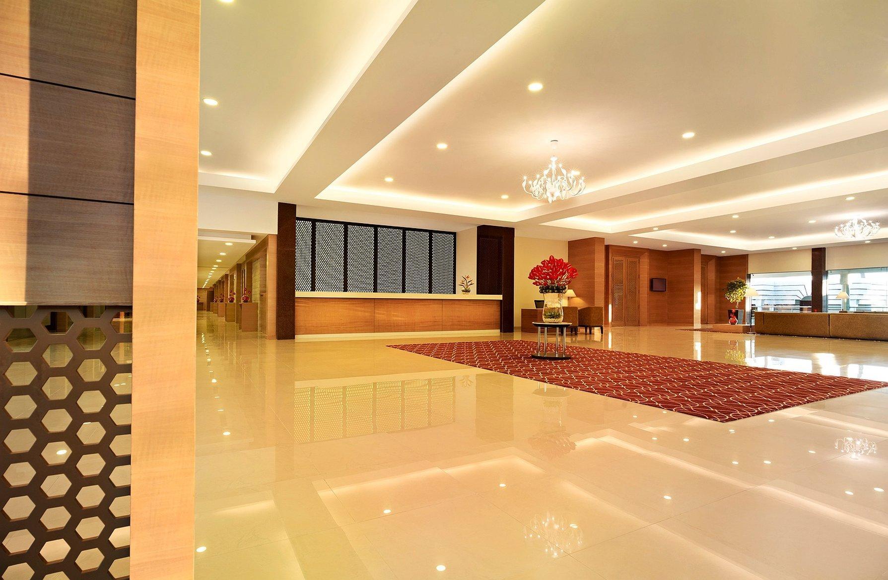 Hotel Naveen Lakeside Hubli Bagian luar foto