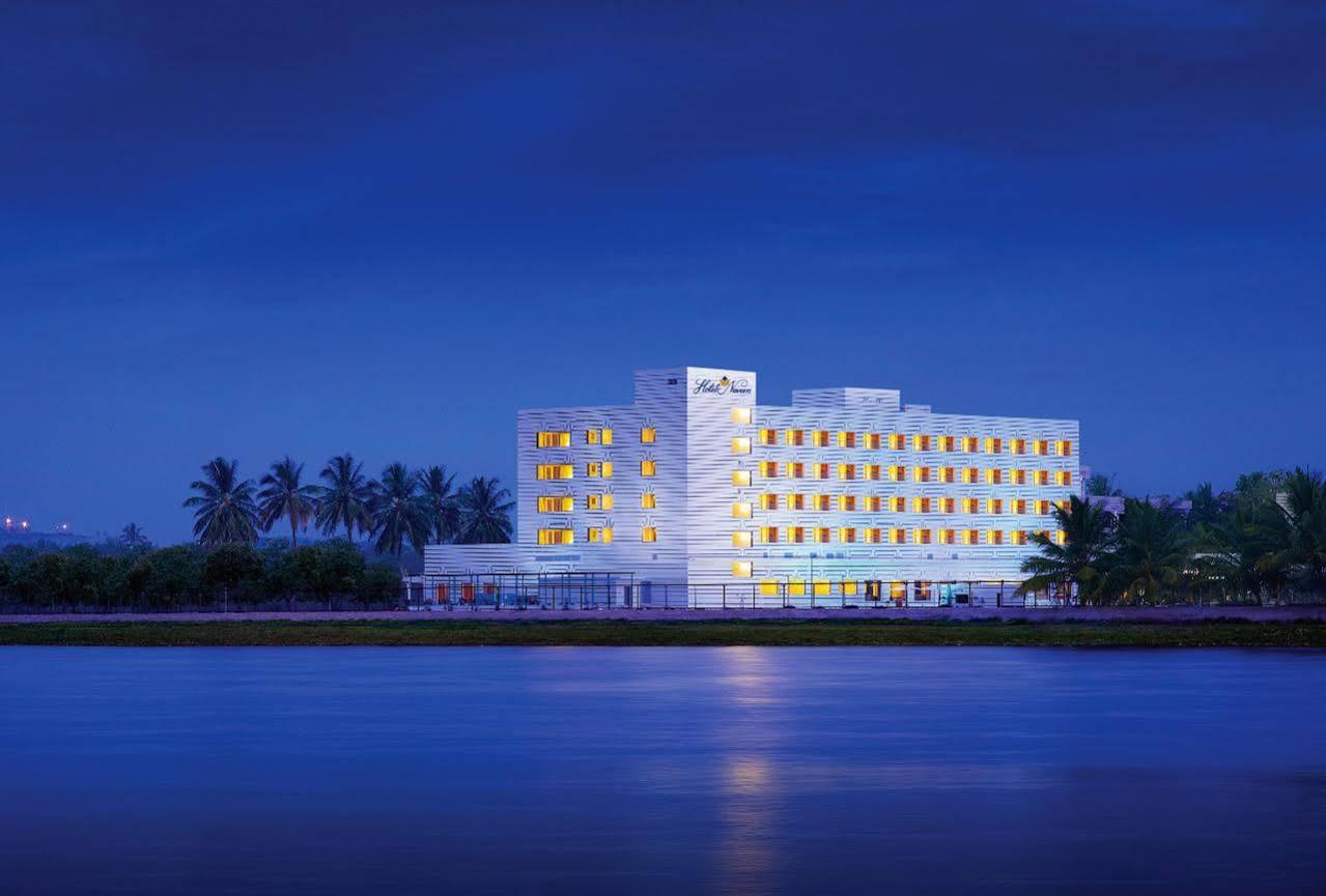 Hotel Naveen Lakeside Hubli Bagian luar foto